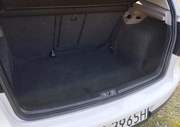 Volkswagen Golf cena 13500 przebieg: 249000, rok produkcji 2008 z Gliwice małe 352